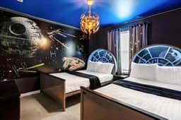 9 Bedrooms/ 5.5 Bathrooms/ Solterra (7240 OL)