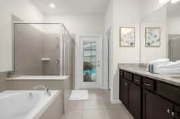 7 Bedrooms/ 6 Bathrooms/ Windsor Island (3433 LW)