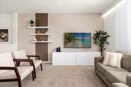 5 Bedrooms/ 5 Bathrooms/ Crystal Cove (1042TD)