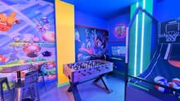 10 Bedrooms/ 8 Bathrooms/ Sonoma (2628 CA)