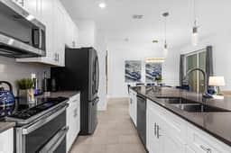 4 Bedroom/ 3 Bathroom/ Storey Lake (2425RT)