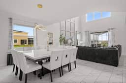 5 Bedrooms/ 5 Bathrooms/ Champions Gate (9169 SH)