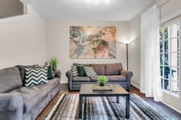4 Bedrooms / 3 Bathrooms / Lucaya Village (14-101)