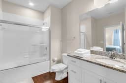 4 Bedrooms / 3 Bathrooms / Lucaya Village (14-101)