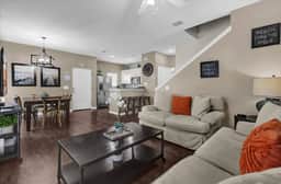 4 Bedrooms / 3 Bathrooms / Lucaya Village (13-105)