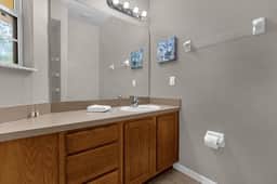 3 Bedrooms / 2.5 Bathrooms / Encantada (3122 YL)