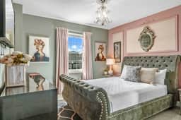 8 Bedrooms/ 6.5 Bathrooms/ Encore (7683 FD)