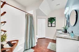 3 Bedrooms / 2 Bathrooms / Lucaya Village (16-102)