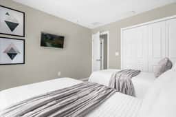 4 Bedrooms/ 3.5 Bathrooms/ Le Reve (4423 LR)