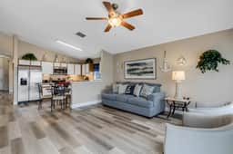 4 Bedrooms/ 2 Bathrooms Davenport (168 EA)