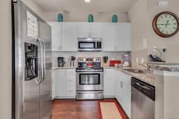 4 Bedrooms / 3 Bathrooms / Lucaya Village (23-101)