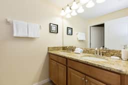 4 Bedrooms / 3 Bathrooms / Paradise Palms (2951 BP)