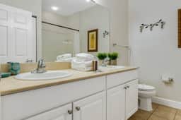 3 Bedrooms / 2 Bathrooms / Lucaya Village (6-107)