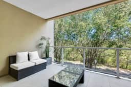 3 Bedroom/ 3.5 Bathroom Magic Village (7669 RD)