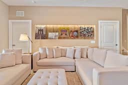 4 Bedrooms/ 4.5 Bathrooms/ Magic Village (7466 BD)