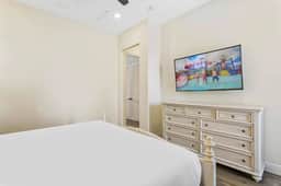 2 Bedrooms / 2 Bathrooms / Margaritaville (8081KD)