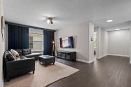 6 Bedrooms/ 5 Bathrooms/ Paradise Palms (8870 CP)