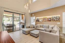 4 Bedrooms/ 4.5 Bathrooms/ Magic Village (7473 BD)