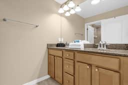4 Bedrooms / 3 Bathrooms / Paradise Palms (8977CP)