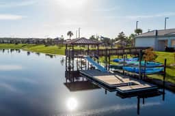 5 Bedrooms / 4 Bathrooms / Storey Lake (4890 RC)