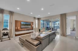 5 Bedrooms / 5.5 Bathrooms / Solara (9026 PC)