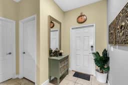 4 Bedrooms / 3 Bathrooms / Storey Lake (4827 CT)