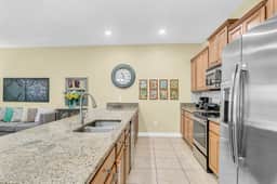 4 Bedrooms / 3 Bathrooms / Storey Lake (4827 CT)