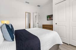 3 Bedroom/ 3 Bathroom Regal Oaks (2671RL)