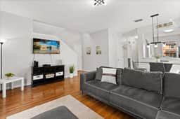 4 Bedrooms/ 3.5 Bathrooms / Regal Palms (203 LM)