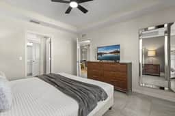 2 Bedrooms/ 2 Bathrooms/ Storey Lake (4731-204CT)