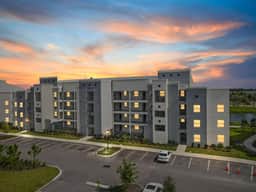 2 Bedrooms/ 2 Bathrooms/ Storey Lake (3151-404)