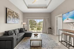 3 Bedrooms/ 3 Bathrooms/ Reunion (7509 SE)