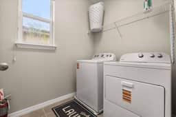 7 Bedrooms / 6.5 Bathrooms / Solara (1604 HG)