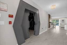 9 Bedrooms / 5 Bathrooms / Storey Lake (2877 SC)