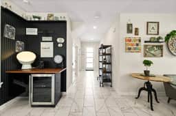 6 Bedrooms / 6 Bathrooms / Storey Lake (2875 SC)