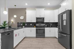 9 Bedrooms/ 5 Bathrooms/ Storey Lake (2874 BD)