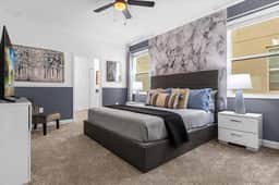 8 Bedrooms/ 5 Bathrooms/ Storey Lake (2909 PS)