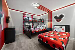 4 Bedrooms/ 3 Bathrooms/ Storey Lake (2952 PS)