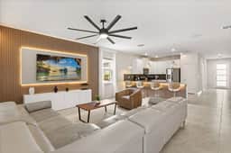 9 Bedrooms/ 5 Bathrooms/ Storey Lake (2867SC)