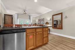 3 Bedrooms / 2 Bathrooms / Reunion (7697-101HC)