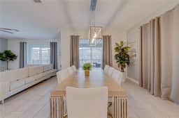6 Bedrooms/ 5 Bathrooms/ Storey Lake (2760 BD)