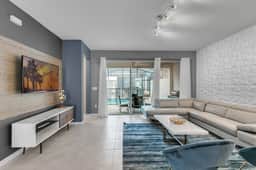 3 Bedrooms/ 3.5 Bathrooms/ Solara (1550 CP)