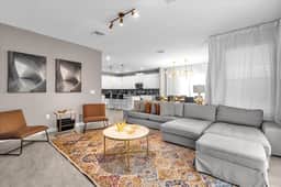 6 Bedrooms/ 5 Bathrooms/ Storey Lake (2809 BD)