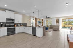 9 Bedrooms/ 5 Bathrooms/ Storey Lake (2742OW)
