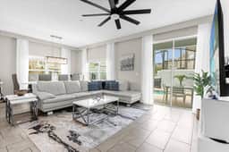 5 Bedrooms/ 4 Bathrooms/ Storey Lake (3019PL)
