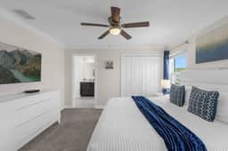 4 Bedrooms/3 Bathrooms/ Storey Lake (2885SS)