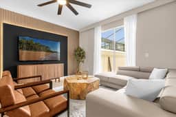 4 Bedrooms/ 3 Bathrooms/ Storey Lake (2947PL)