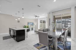 4 Bedrooms/3 Bathrooms/ Storey Lake (2885SS)