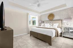 3 Bedrooms/ 2 Bathrooms/ Storey Lake (3111-101PC)