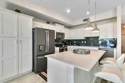 2 Bedrooms / 2 Bathrooms / Storey Lake (3131-303 PC)